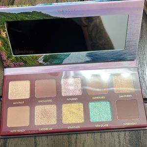 WANDER BEAUTY Wanderess ESCAPE eyeshadow palette